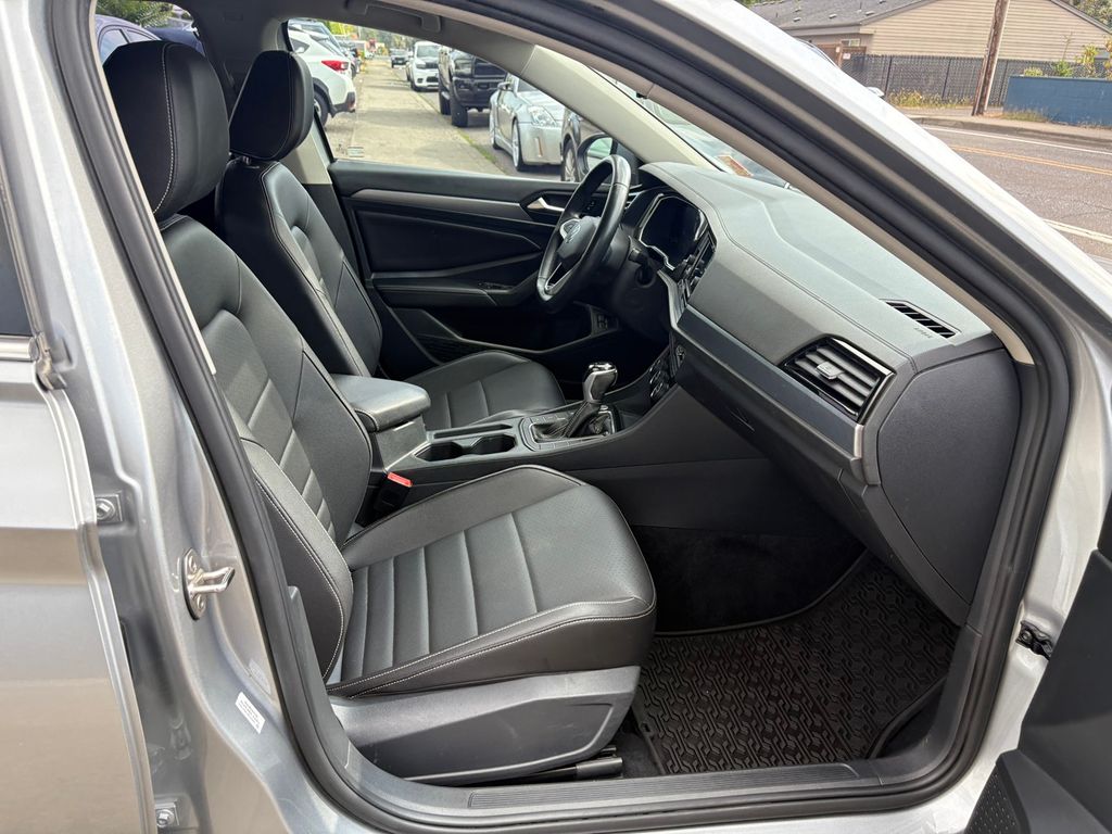 2022 Volkswagen Jetta 1.5T SE photo 23
