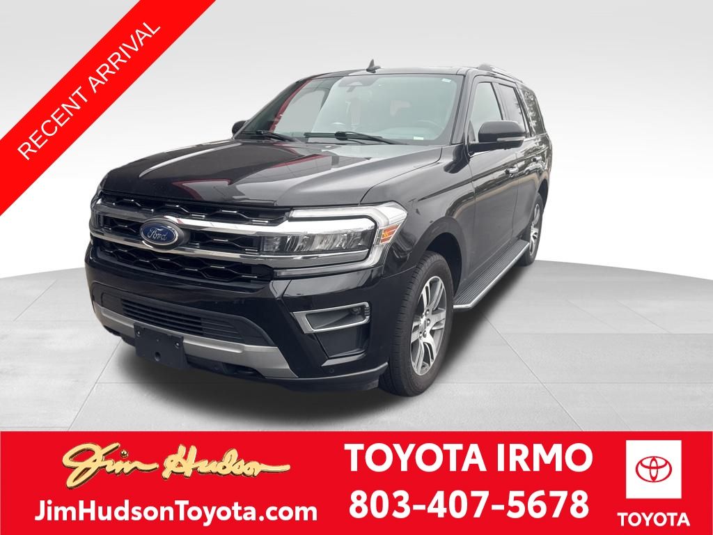 2022 Ford Expedition Limited's photo