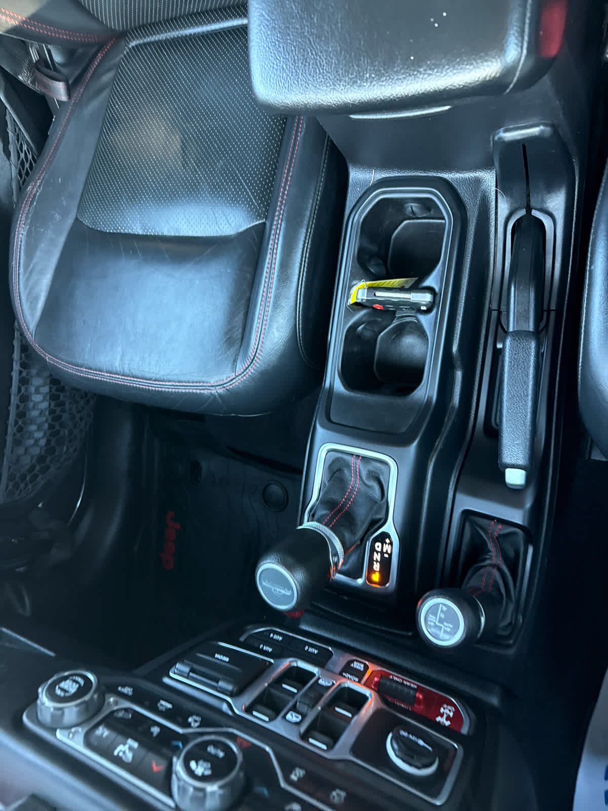 2021 Jeep Gladiator Rubicon photo 15