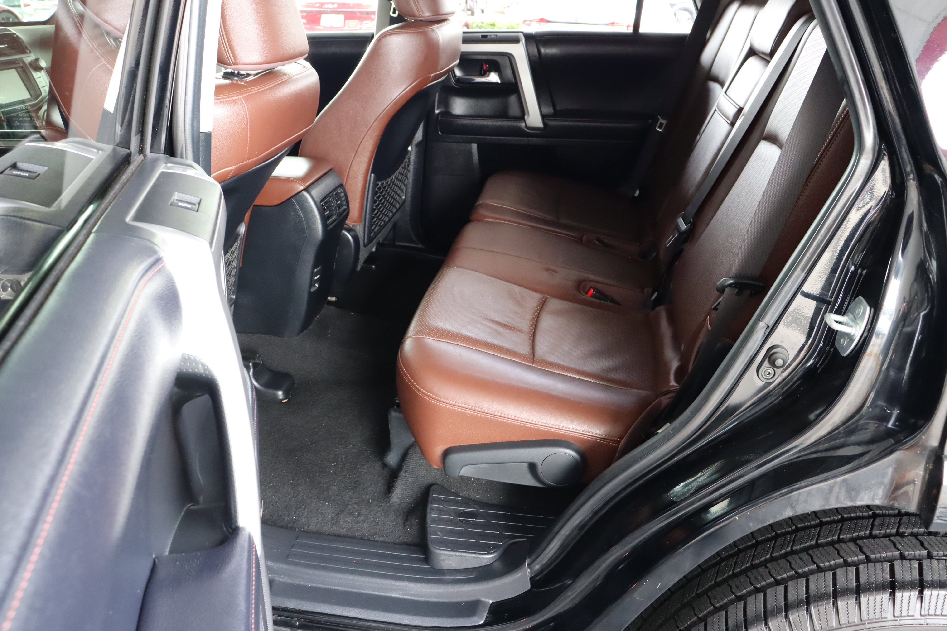 2019 Toyota 4Runner Limited photo 29