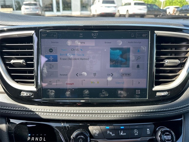 2025 Chrysler Pacifica photo 23