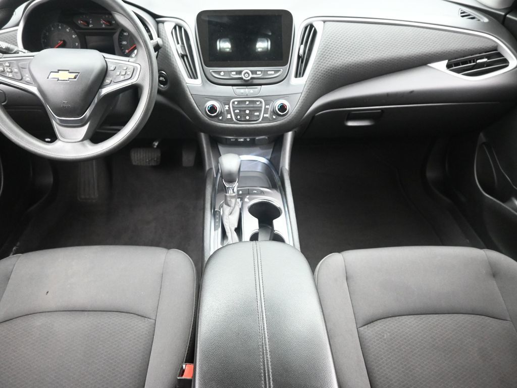 2023 Chevrolet Malibu 1LT photo 9