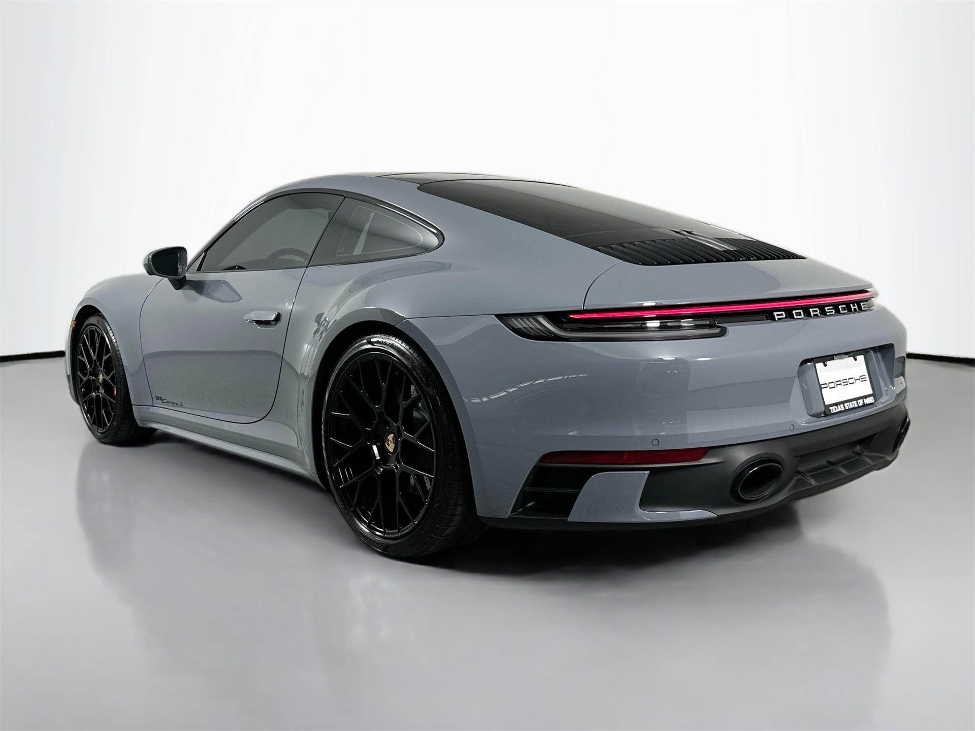 2024 Porsche 911 S photo 3