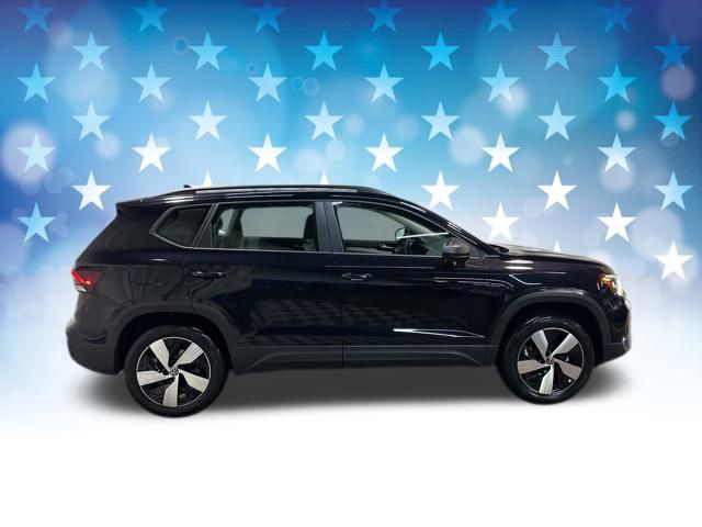 2025 Volkswagen Taos S photo 2