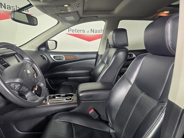 2018 Nissan Pathfinder Platinum photo 3