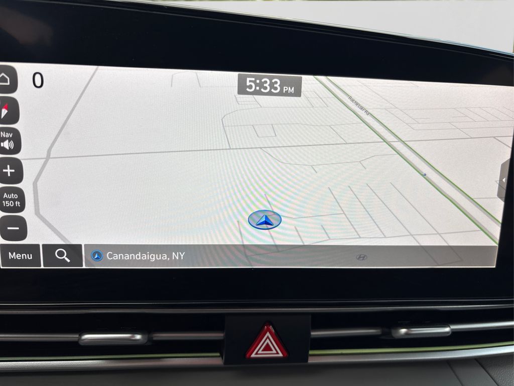 2024 Hyundai Elantra SEL Convenience photo 23