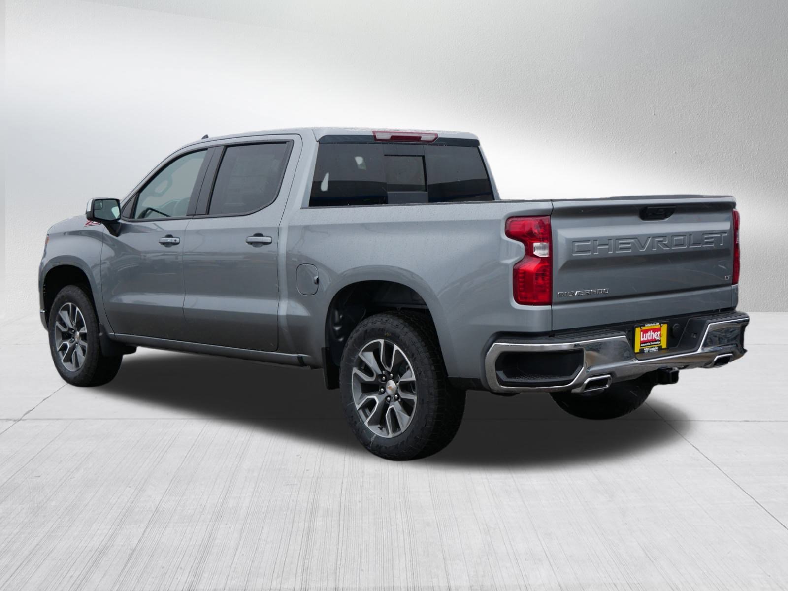 2025 Chevrolet Silverado 1500 LT photo 2