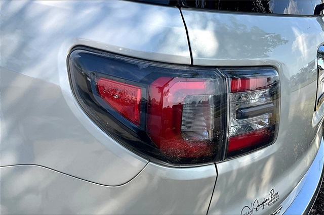 2015 Gmc Acadia SLT photo 20