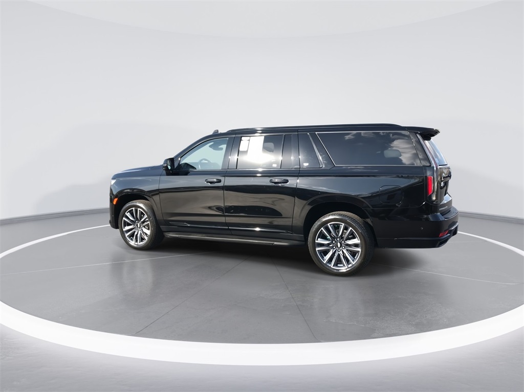 2023 Cadillac Escalade ESV Sport photo 6