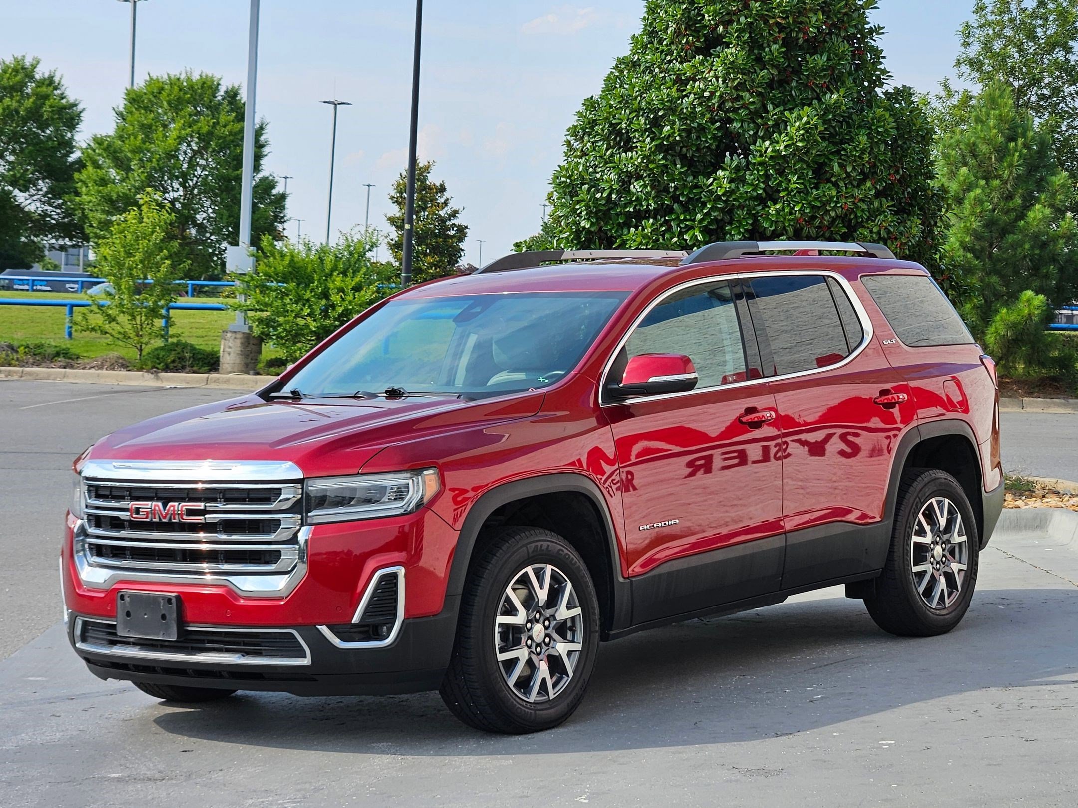 2023 Gmc Acadia SLT photo 2