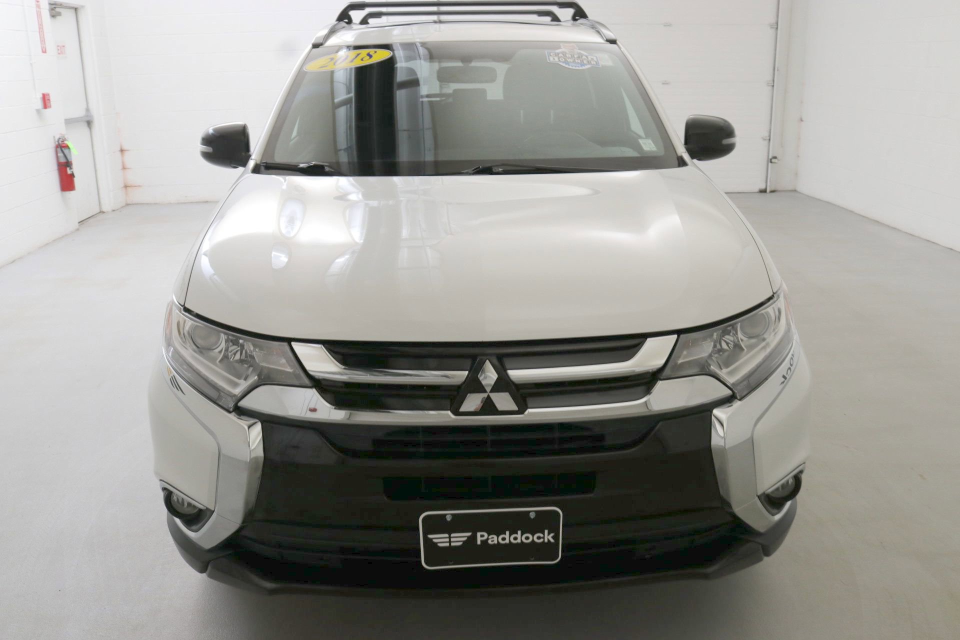 Used 2018 Mitsubishi Outlander LE with VIN JA4AZ3A34JZ026029 for sale in Kenmore, NY