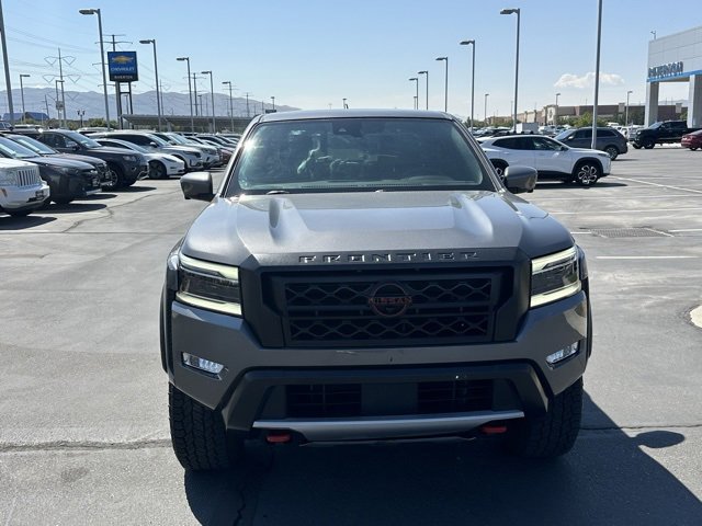 2023 Nissan Frontier PRO-4X photo 3