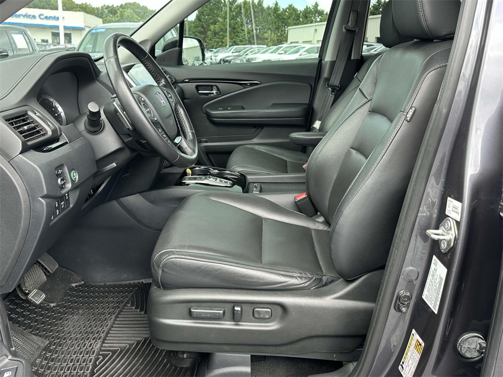 2020 Honda Ridgeline RTL-E photo 2