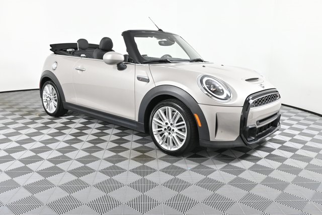 2024 Mini Cooper Convertible S photo 10