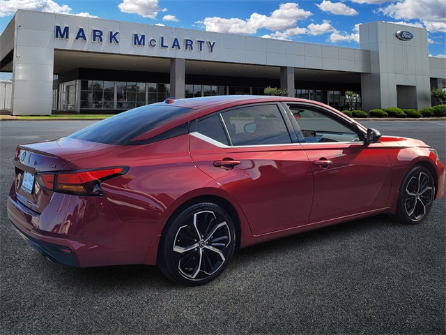 2024 Nissan Altima 2.5 SR photo 3