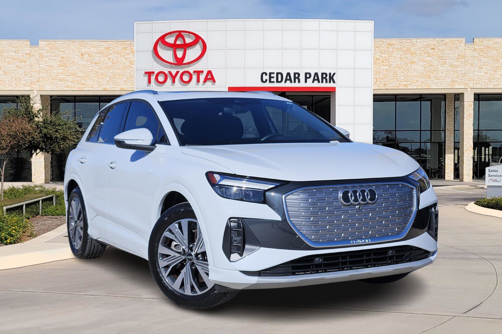 2023 Audi Q4 e-tron Premium Plus's photo