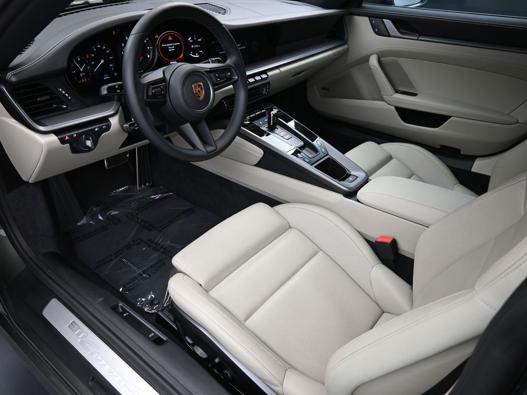 2023 Porsche 911 S photo 3