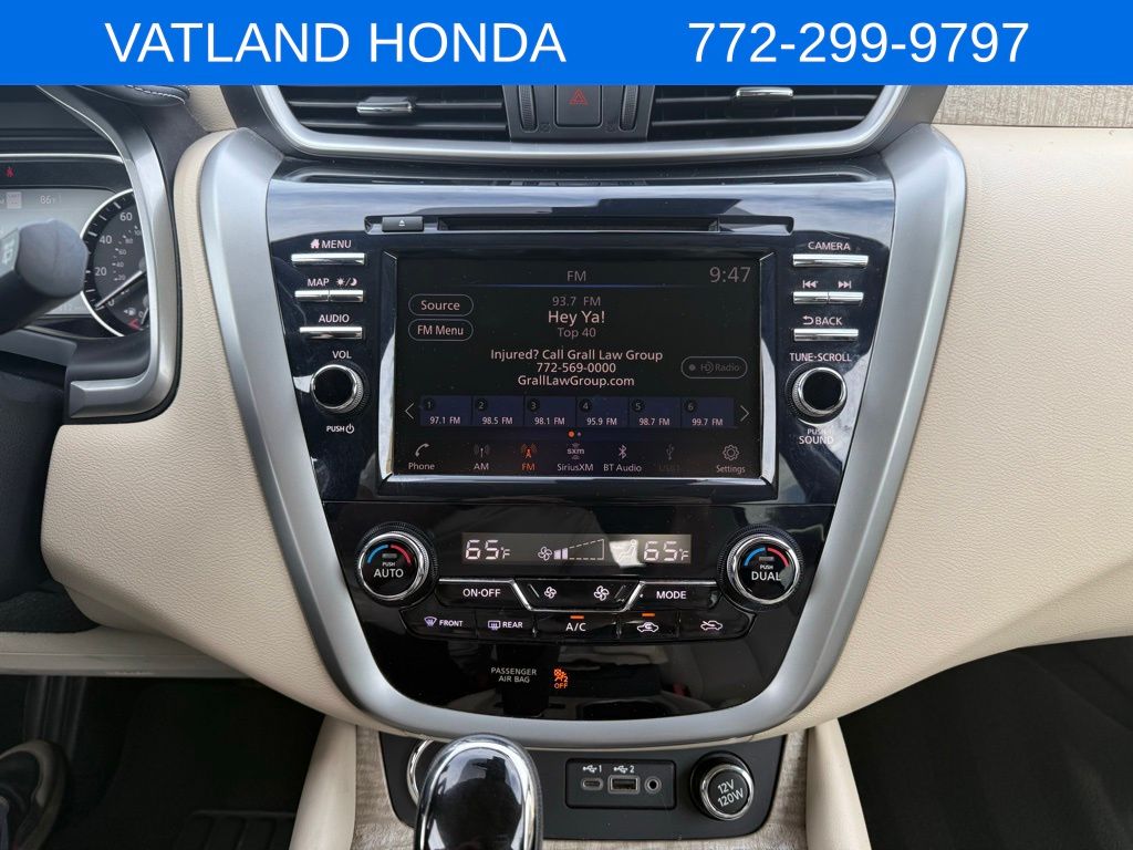 2020 Nissan Murano SL photo 17
