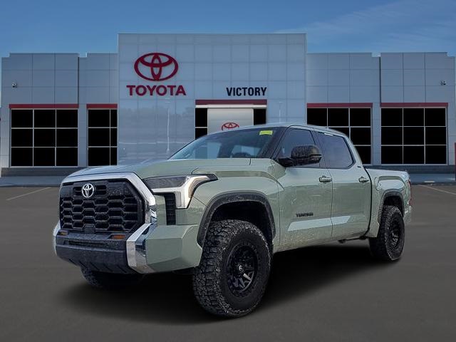 2023 Toyota Tundra SR5's photo