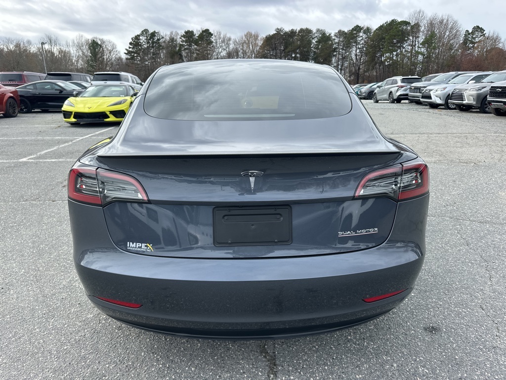 2023 Tesla Model 3 Performance photo 4