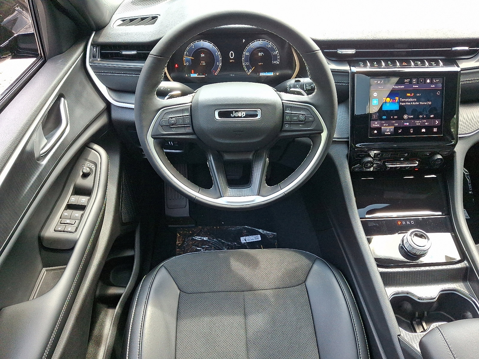 2025 Jeep Grand Cherokee Altitude X photo 3