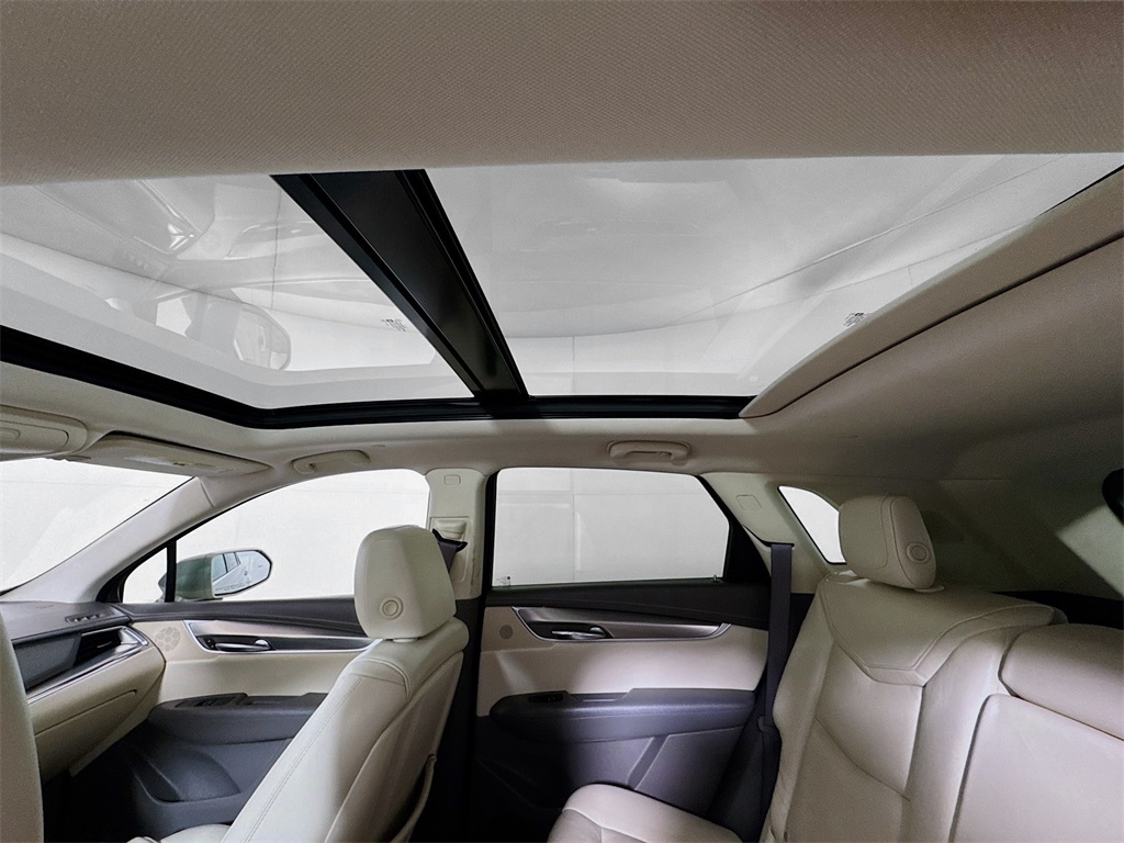 2017 Cadillac XT5 Luxury photo 16