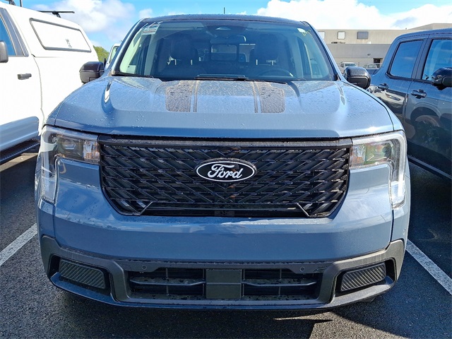 2025 Ford Maverick Lariat photo 2