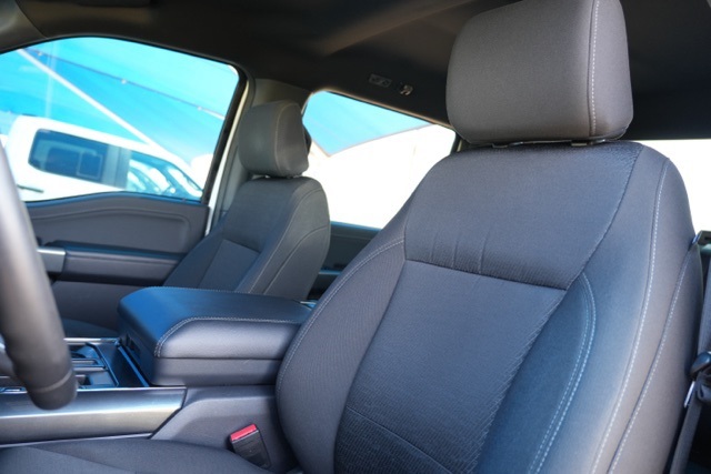 2023 Ford F-150 XLT photo 17