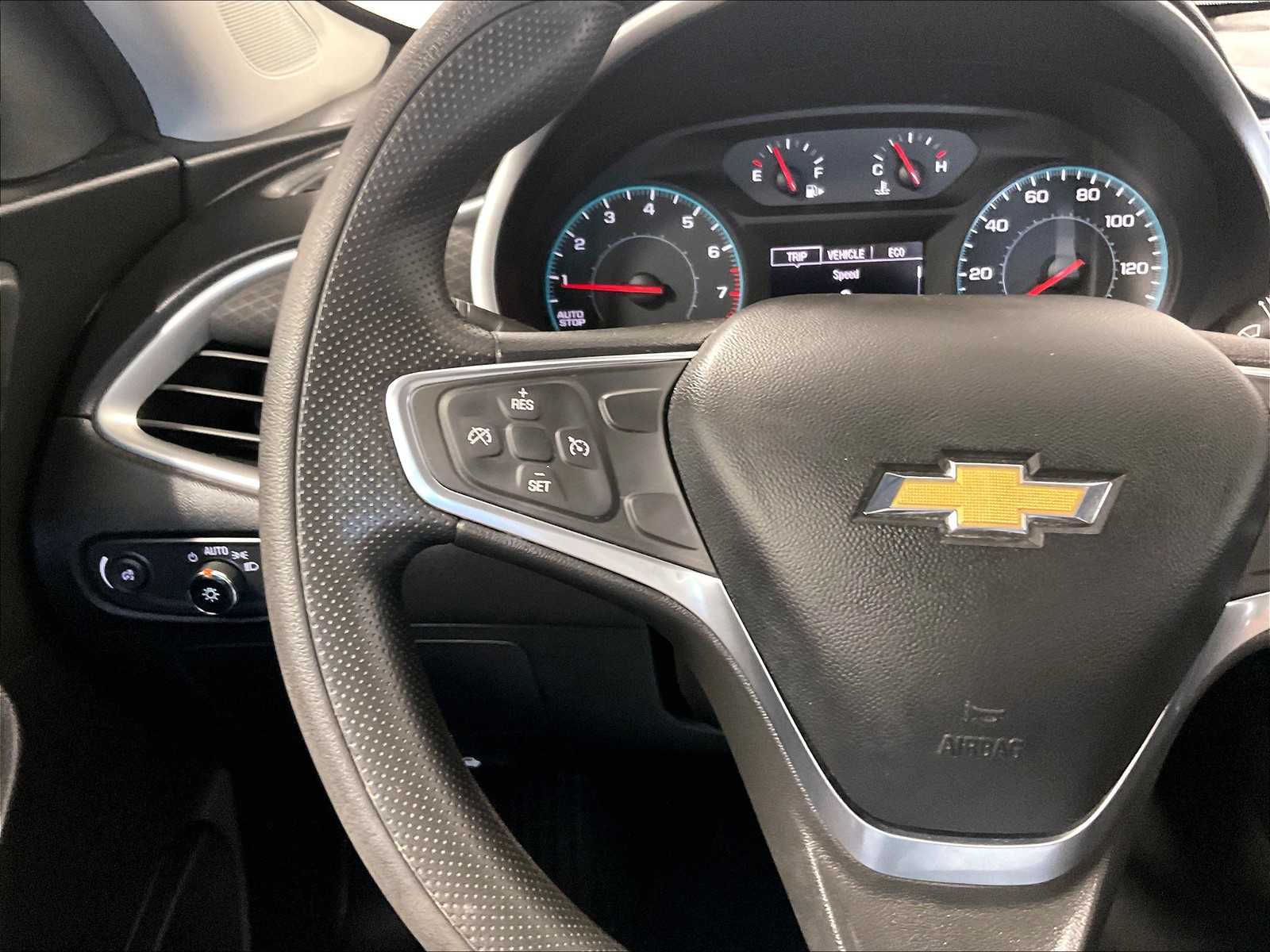 2022 Chevrolet Malibu 1LT photo 21