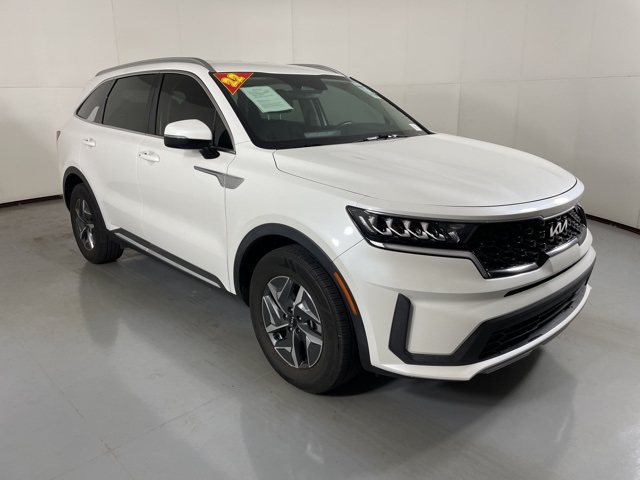 2022 Kia Sorento Hybrid S photo 2