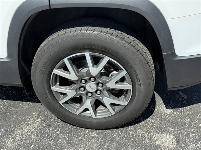 2023 Gmc Acadia SLE photo 3