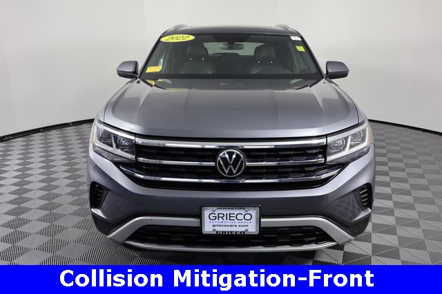 2022 Volkswagen Atlas Cross Sport V6 SE Technology photo 3