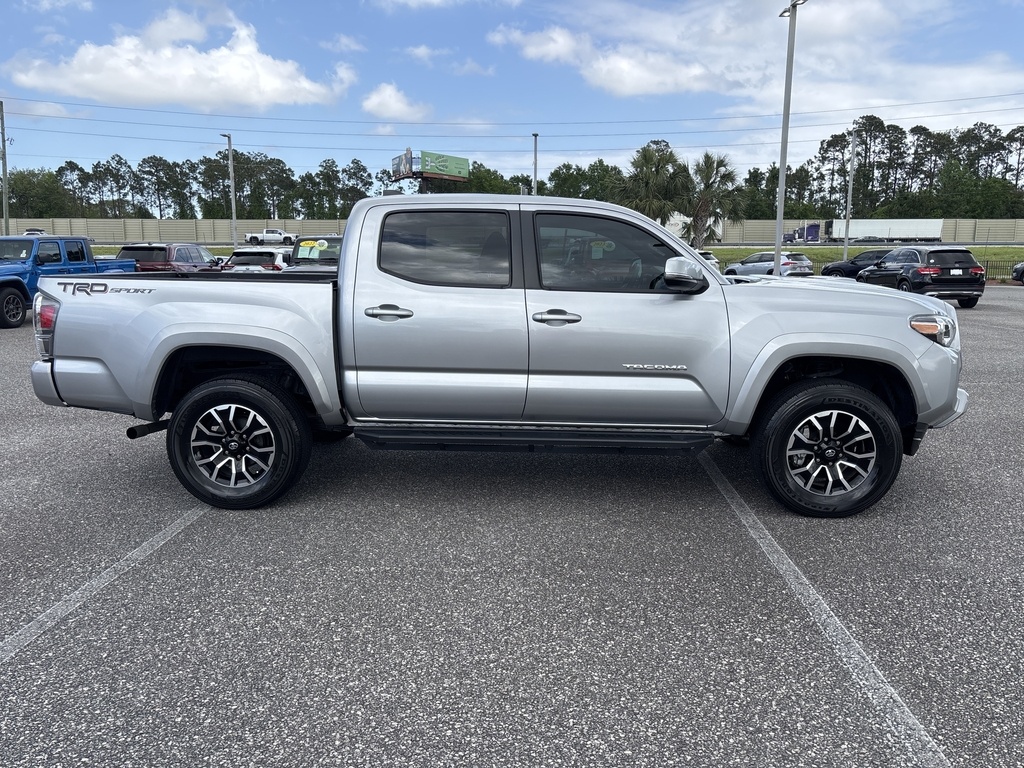 2022 Toyota Tacoma TRD Sport photo 6