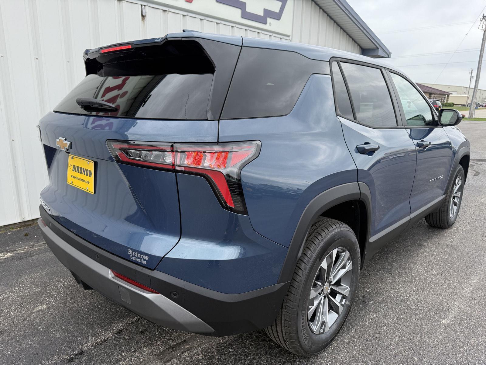 2026 Chevrolet Equinox LT photo 3