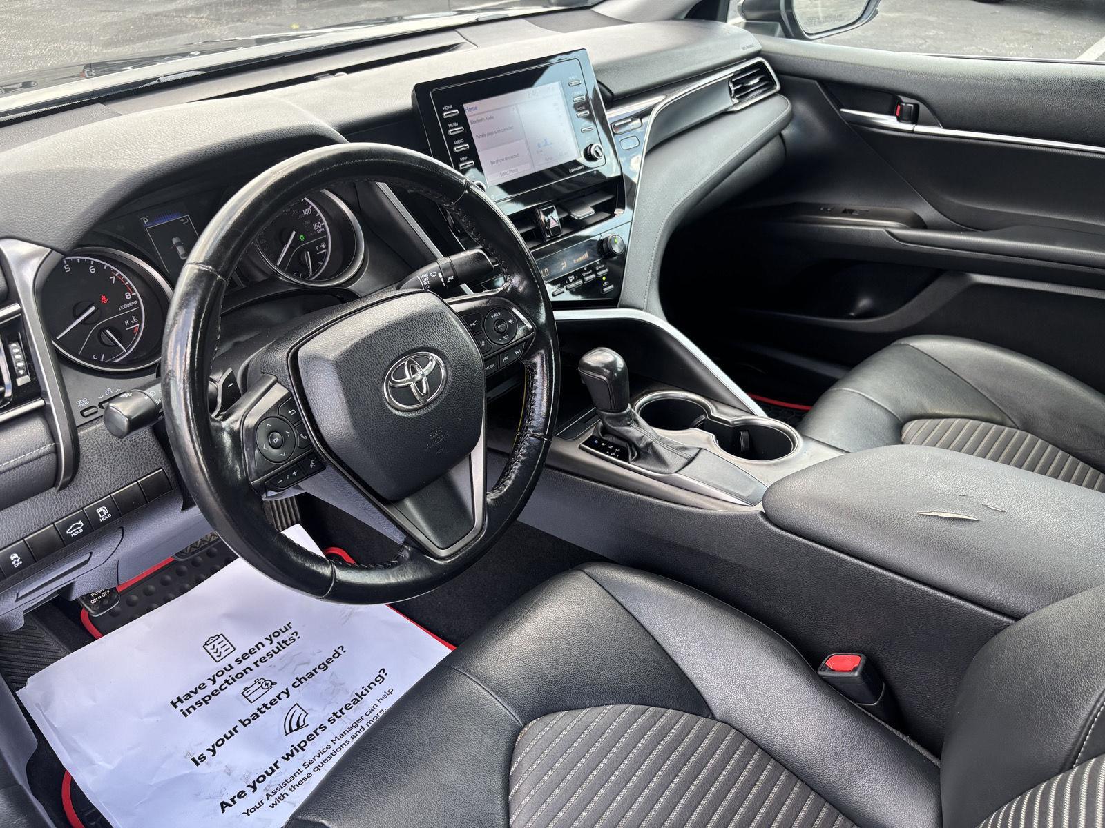 2021 Toyota Camry SE photo 15
