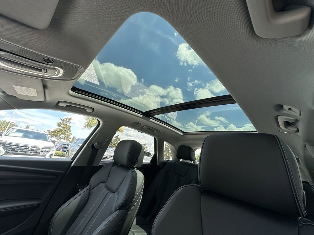 2024 Audi Q5 45 S line Premium photo 25