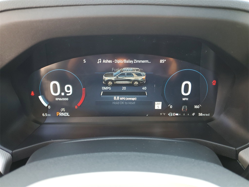 2025 Ford Explorer photo 10