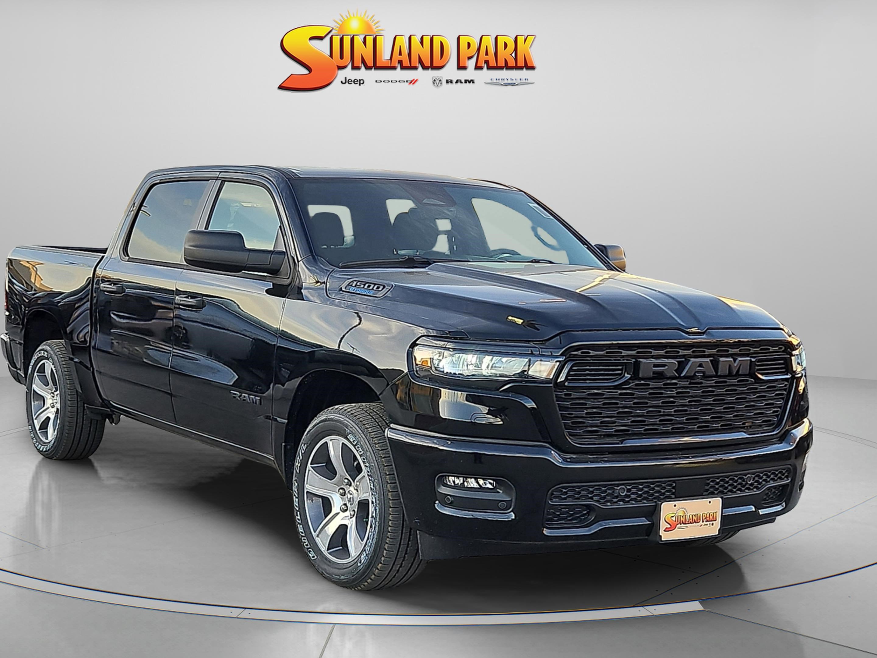 2025 RAM Ram 1500 Pickup Tradesman's photo