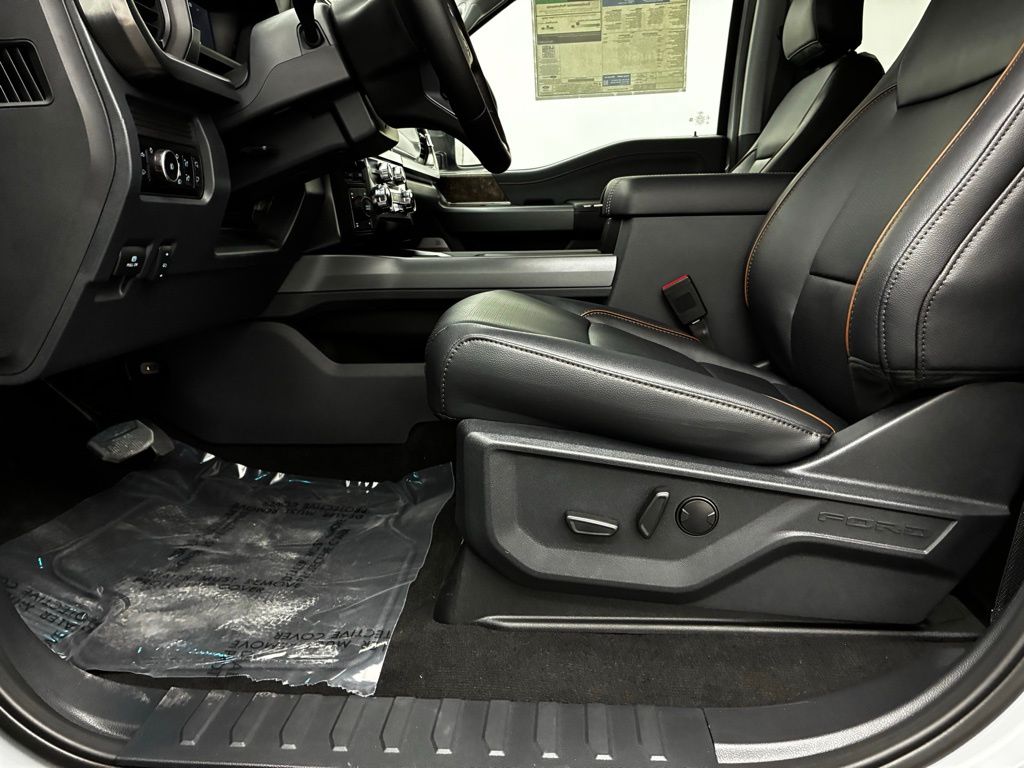 2026 Ford F-350 Lariat photo 23
