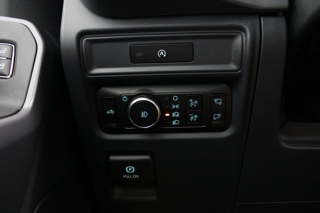 2025 Ford F-150 XLT photo 12