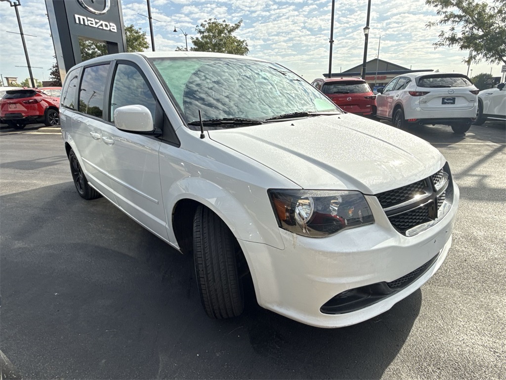 2017 Dodge Grand Caravan SE photo 4
