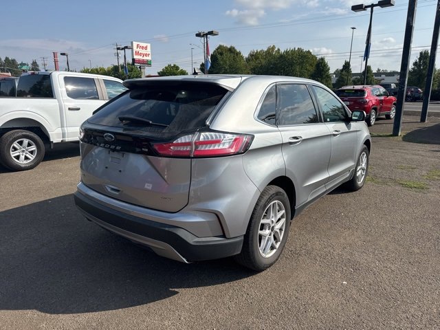 2023 Ford Edge SEL photo 4