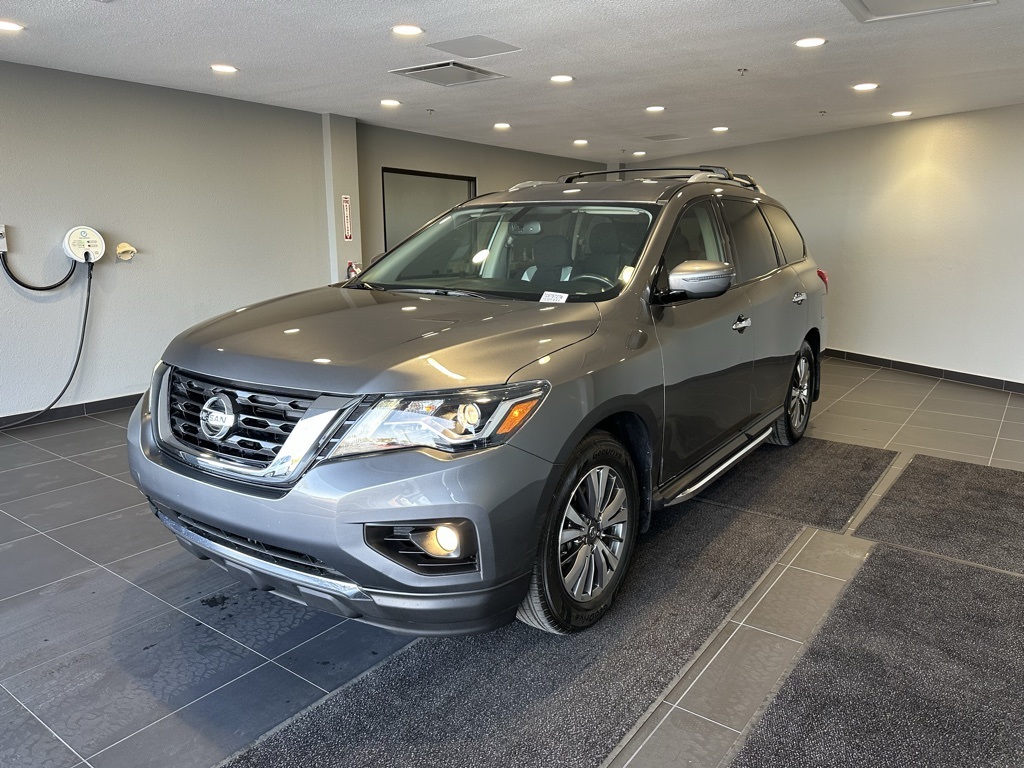2019 Nissan Pathfinder SV