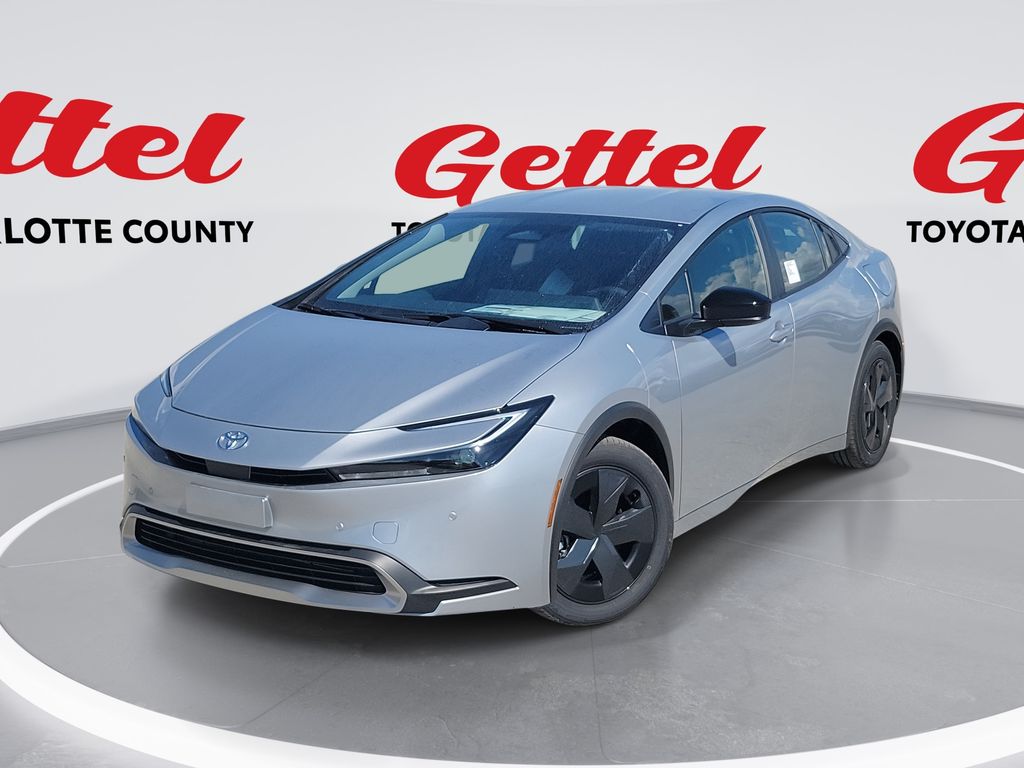 2026 Toyota Prius SE's photo