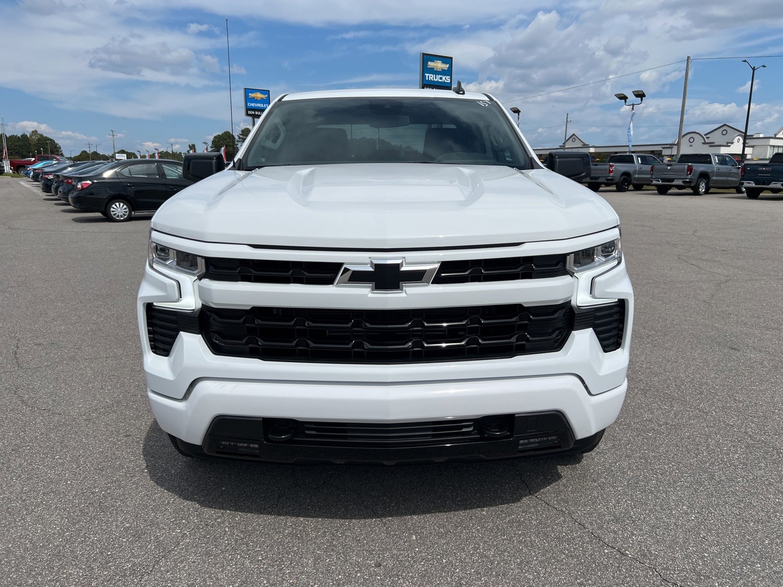 2026 Chevrolet Silverado 1500 RST photo 8