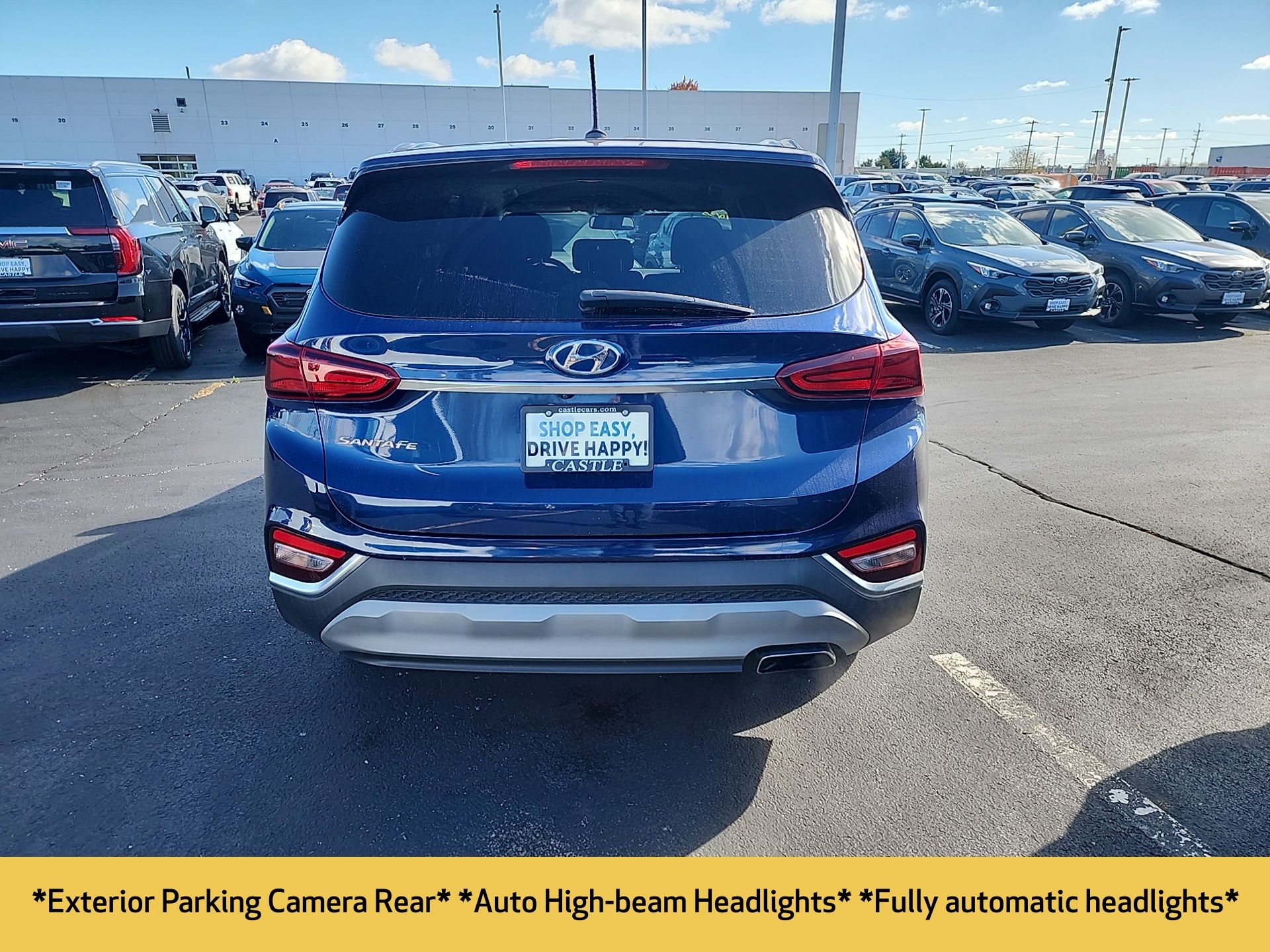 2020 Hyundai Santa Fe SE photo 2