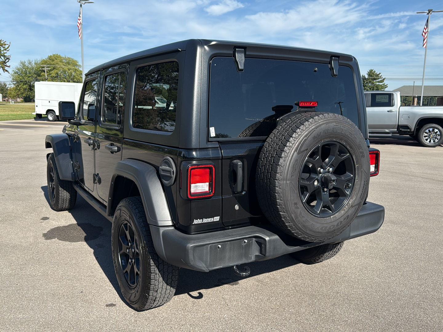 2022 Jeep Wrangler Unlimited Willys Sport photo 14