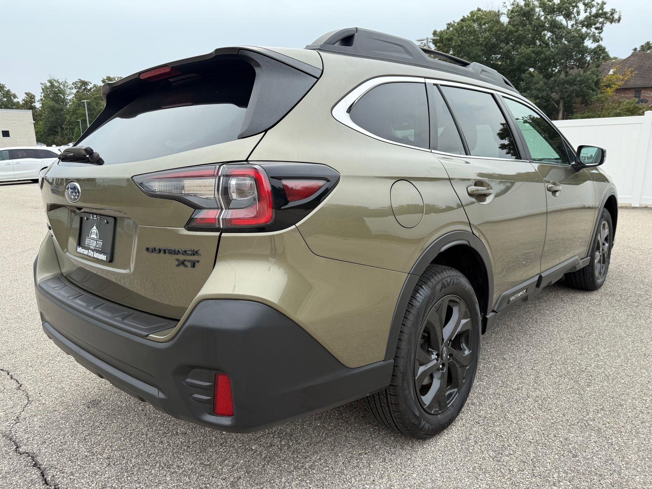 2022 Subaru Outback Onyx Edition XT photo 8
