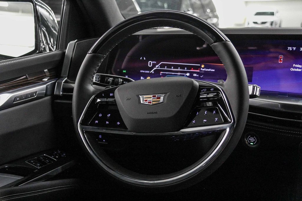 2026 Cadillac Escalade ESV Luxury photo 16
