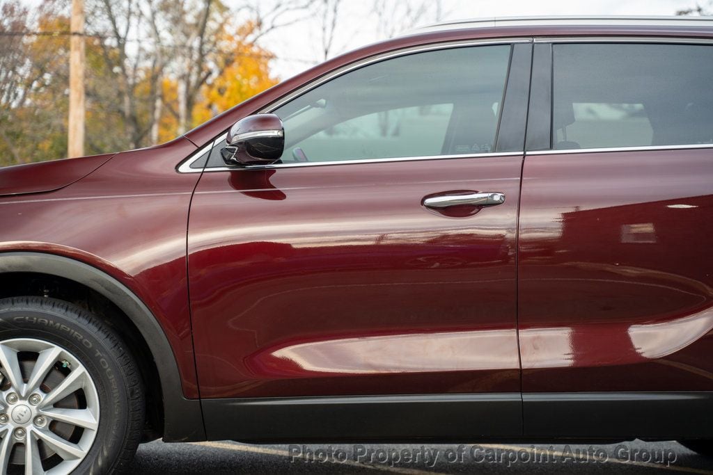 2017 Kia Sorento LX V6 photo 2